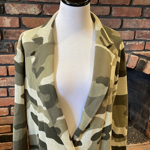 Anthropologie Maeve Kieran Camo Sweater Coat size small - Picture 2 of 10